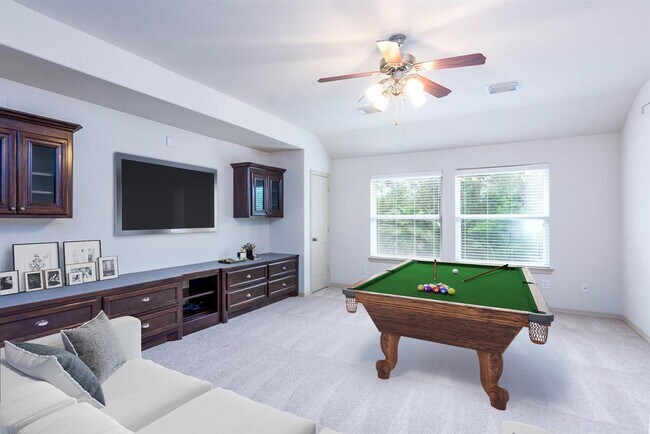 Photo - 62 S Longsford Cir