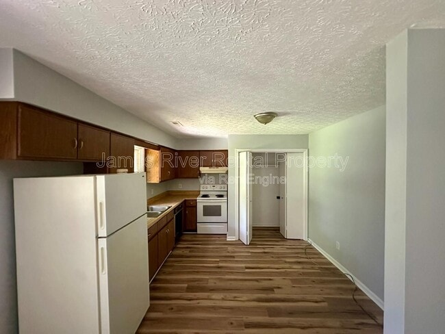 Photo - 105 Daniel St Unit 105 B