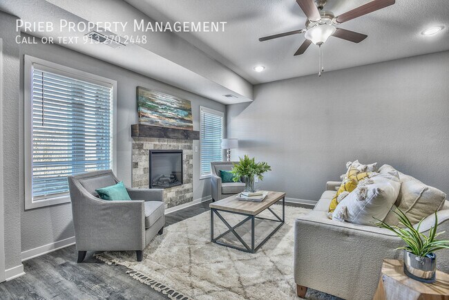 Photo - 12307 S Chelsea St Unidad 102-B1