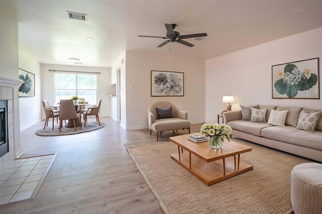 Photo - 4027 Almond Lake Dr