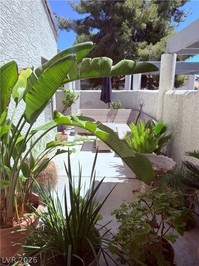 Building Photo - 2752 Lodestone Dr