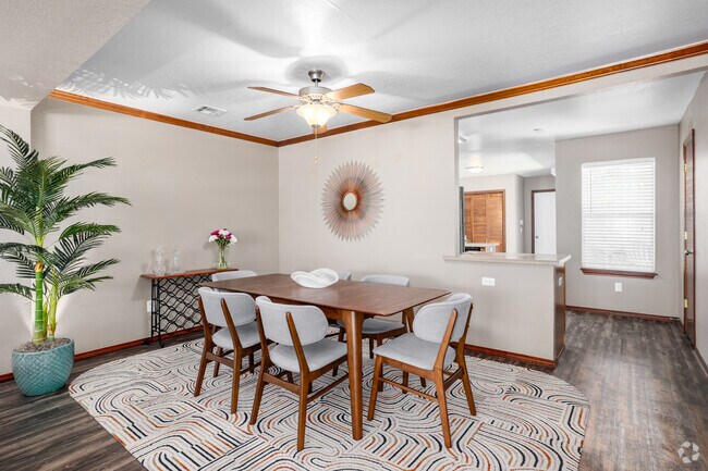 B5 - 2BR, 2BA - 1450SF - Dining Room