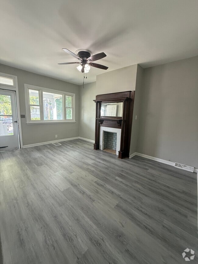 Building Photo - 101 Aldrich Pl Unit Lower Rental