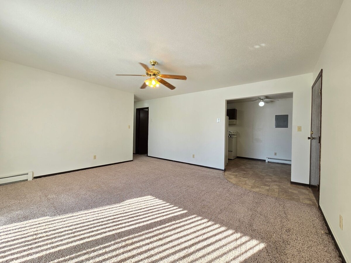 Park Apartments - 516 - Park Apartments - 516