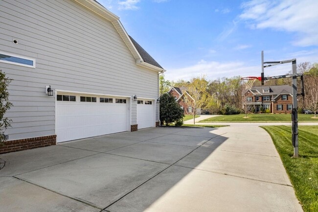 Photo - 5042 Mill Creek Rd