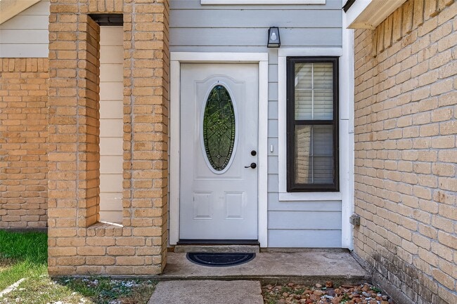 2519 Silver Cypress Dr