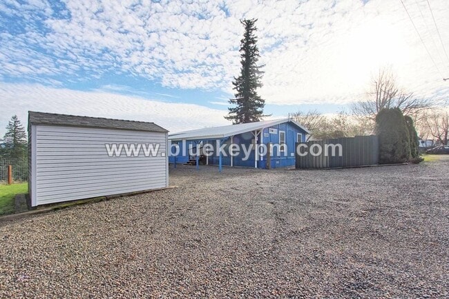 Photo - 2 Bed, 2 Bath Home with View of MT. Hood in Oregon City