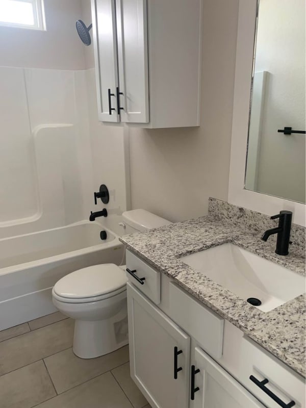 Photo - 1638 Price Ave