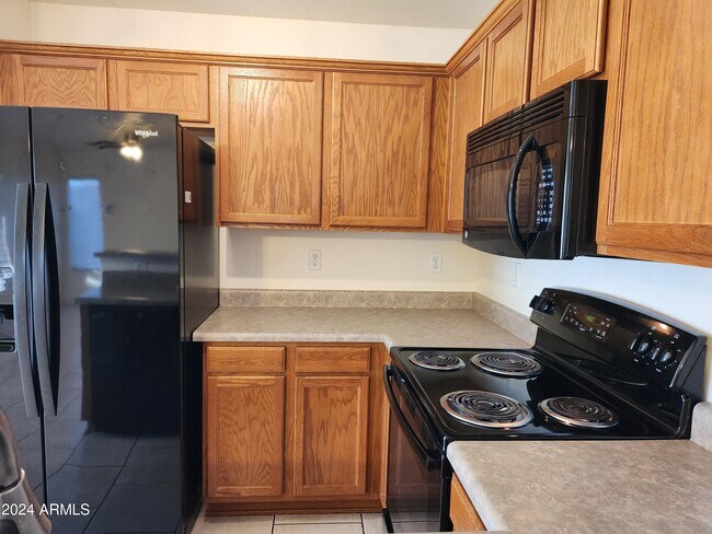 Photo - 15923 W Post Dr
