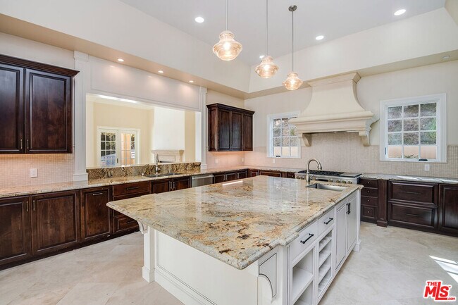 Photo - 17390 Tramonto Dr