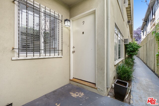 Photo - 920 Westbourne Dr Unit 9