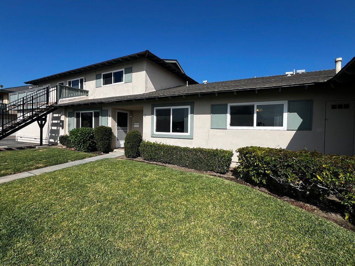 Photo - 16581 Sabot Ln Unidad 16581 Sabot #2