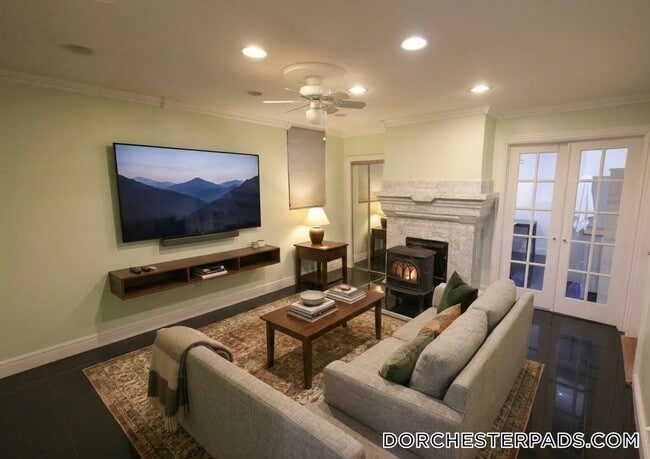 Photo - 235 Savin Hill Ave Unidad 1