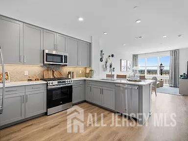 Building Photo - 2000 Schindler Dr Unit A11