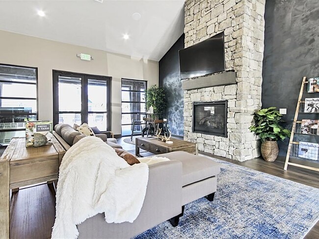 Building Photo - Stonesthrow Residences