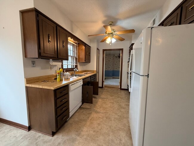 Photo - 8671 Pine Needle Dr