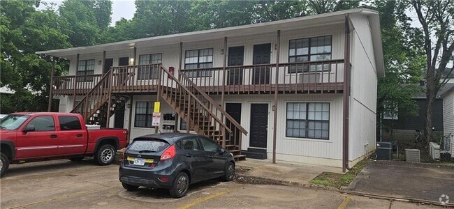 Building Photo - 632 Whitham Ave Unit 6 Rental