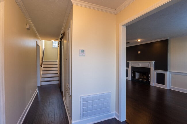 Photo - 1051 Waltons Ct