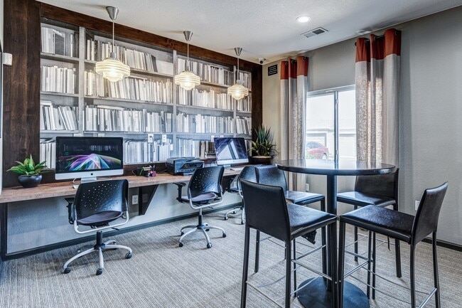 Photo - Willow Run Village