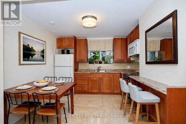 Photo - 237 Vaughan Rd Unité 2nd