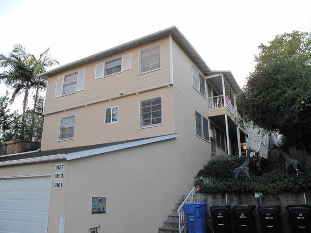 Charming six unit building with professional tenants.