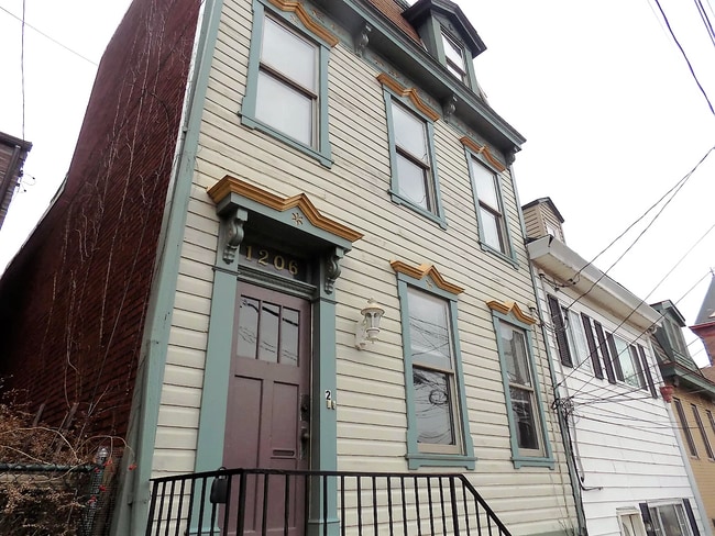 Photo - 1206 Middle St Unidad Apt #3