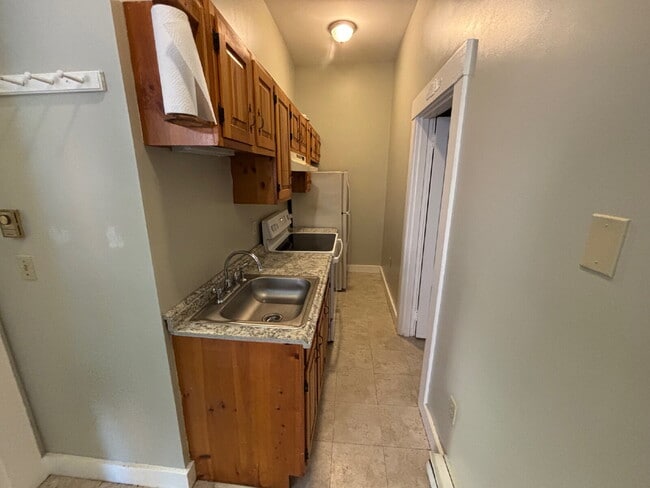 Photo - Charming Studio Apartment in the Heart of South Berwick – Great Location! Unit Apt 202