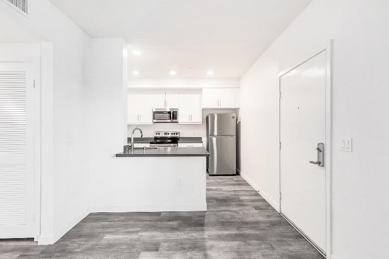 Photo - 1249 W 39th Pl