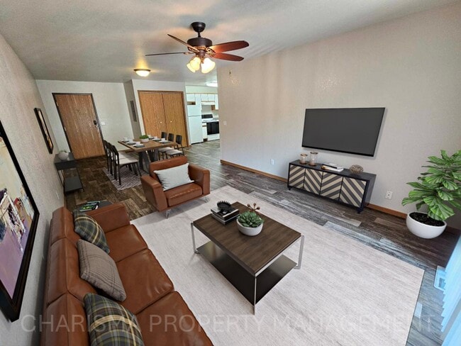 Photo - 340 N Main Ave