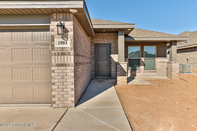 Photo - 1904 136th St House