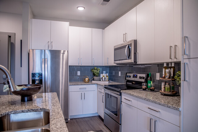 Photo - Riverfront Place - The Rapids Apartments