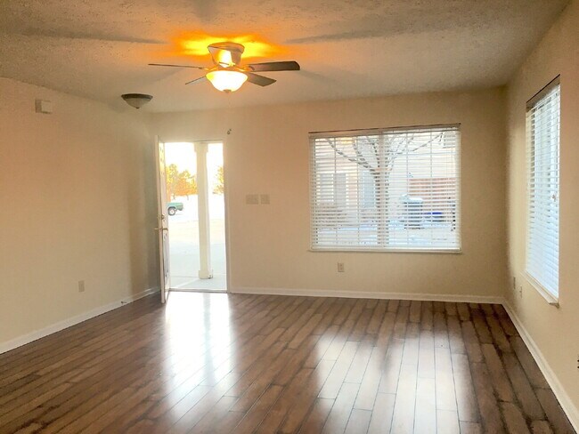 Welcome home to this charming 3-bedroom, 2.5-bath home with a loft in the desirable Village Pines...