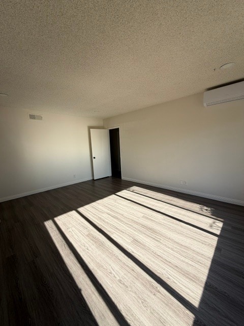 Photo - 212 N Pasadena Ave
