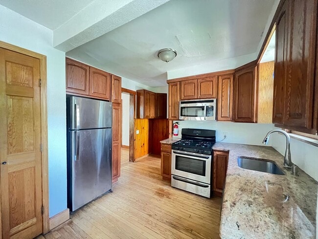 Photo - 325 Bogert Ave