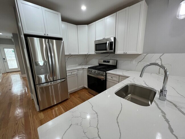 Photo - 15 Harold St Unit 2