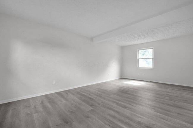 Photo - 3302 Sundale Rd