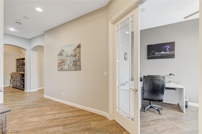 Photo - 2415 Winter Cliffs St