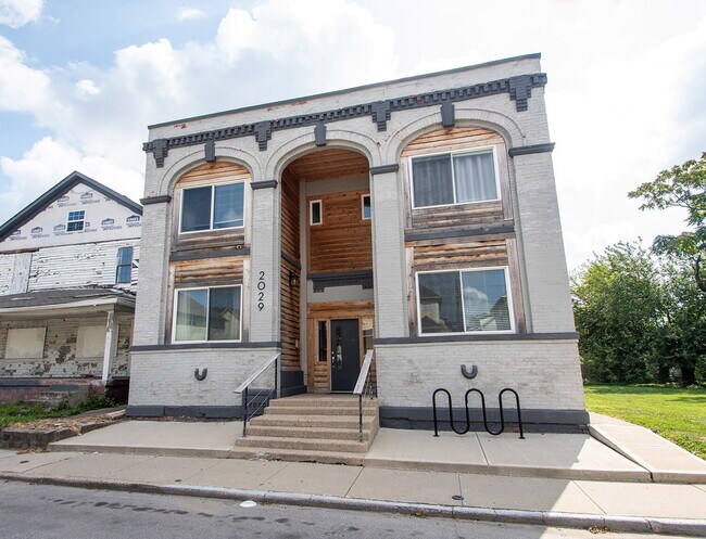 Building Photo - 2029 N College Ave Unit D Rental
