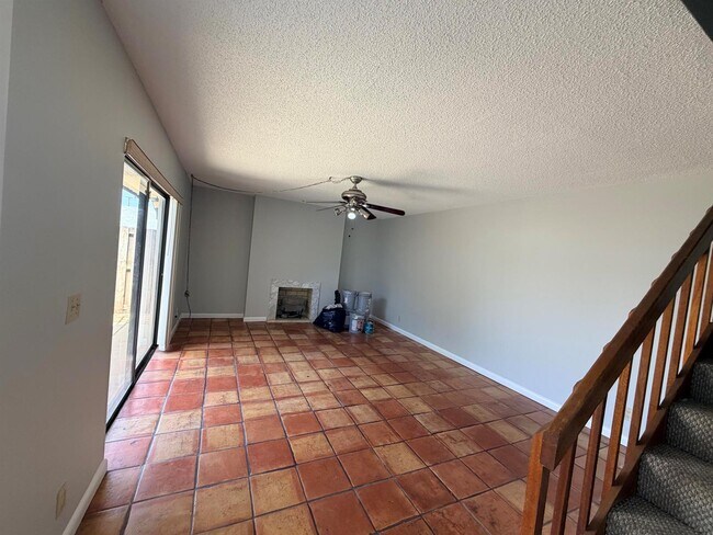 Photo - 37 Lake Arbor Dr