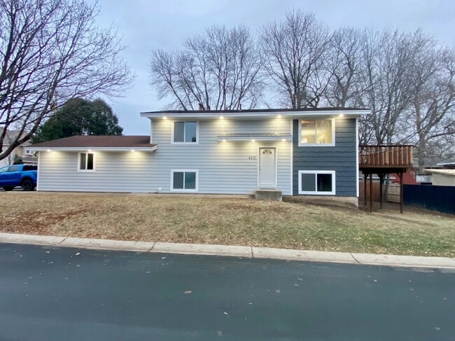 Photo - 4310 Grainwood Cir NE