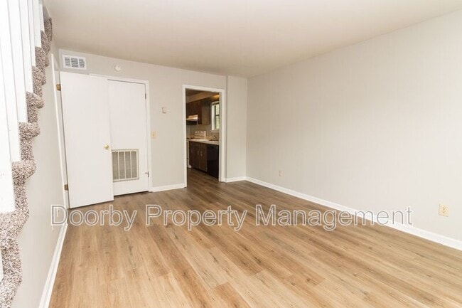 Photo - 93 Nicole Ln.