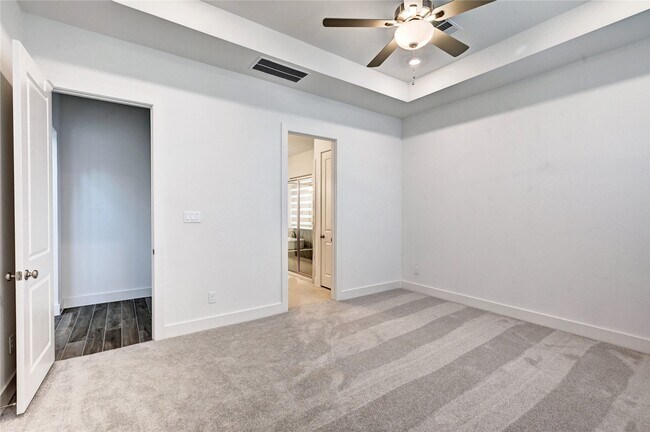 Photo - 7302 New Pecan Dr