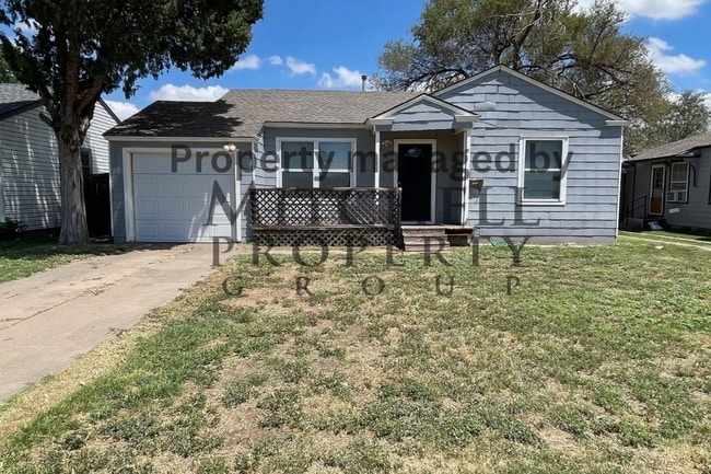 Building Photo - Welcome to 4207 S. Hughes! Nice 2 bedroom,... Rental