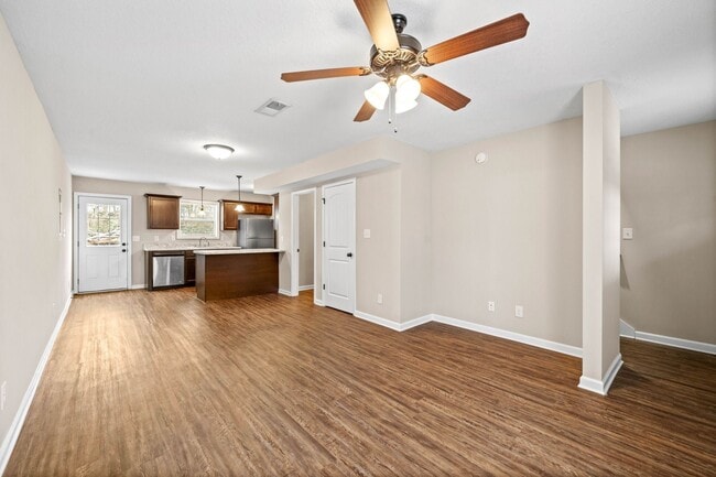 1560 E Knollwood Cir Unit A