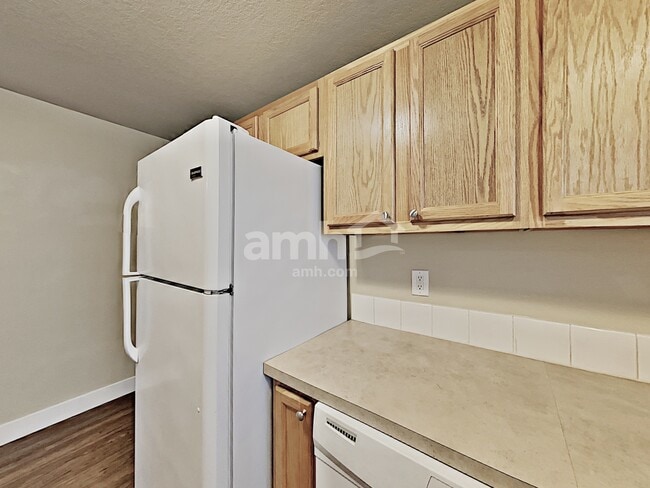 Photo - 16989 SW Cashew Way