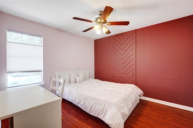 Photo - 1010 W 23rd St Unit 1