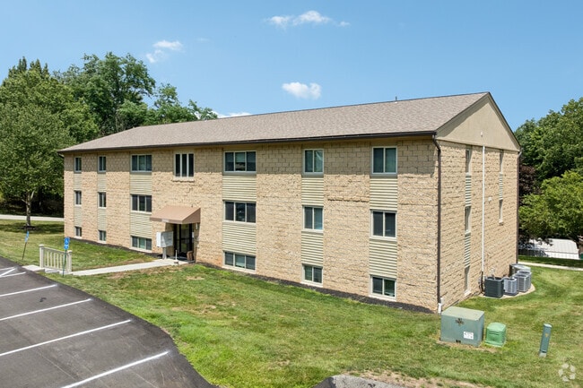Building Photo - North Pointe Commons