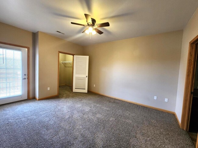 Photo - 2190 W Lake Rd Unidad 102