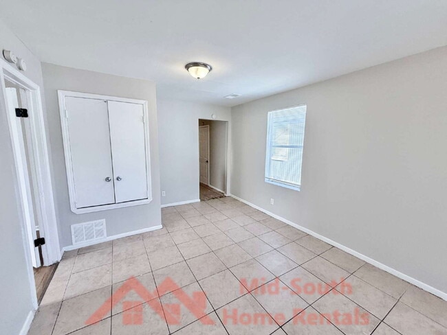 Photo - 1549 Patton St