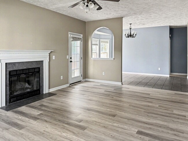 Photo - 7701 Redwood Ave